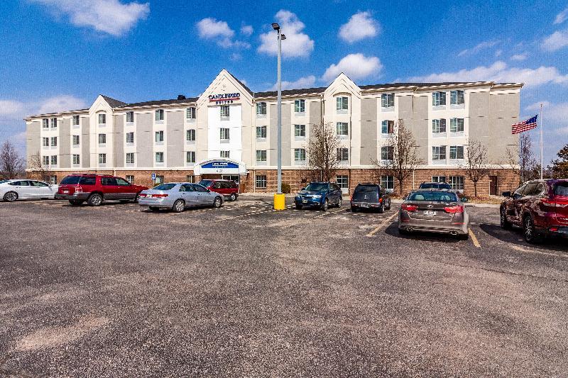 Candlewood Suites Lincoln By Ihg Exterior foto