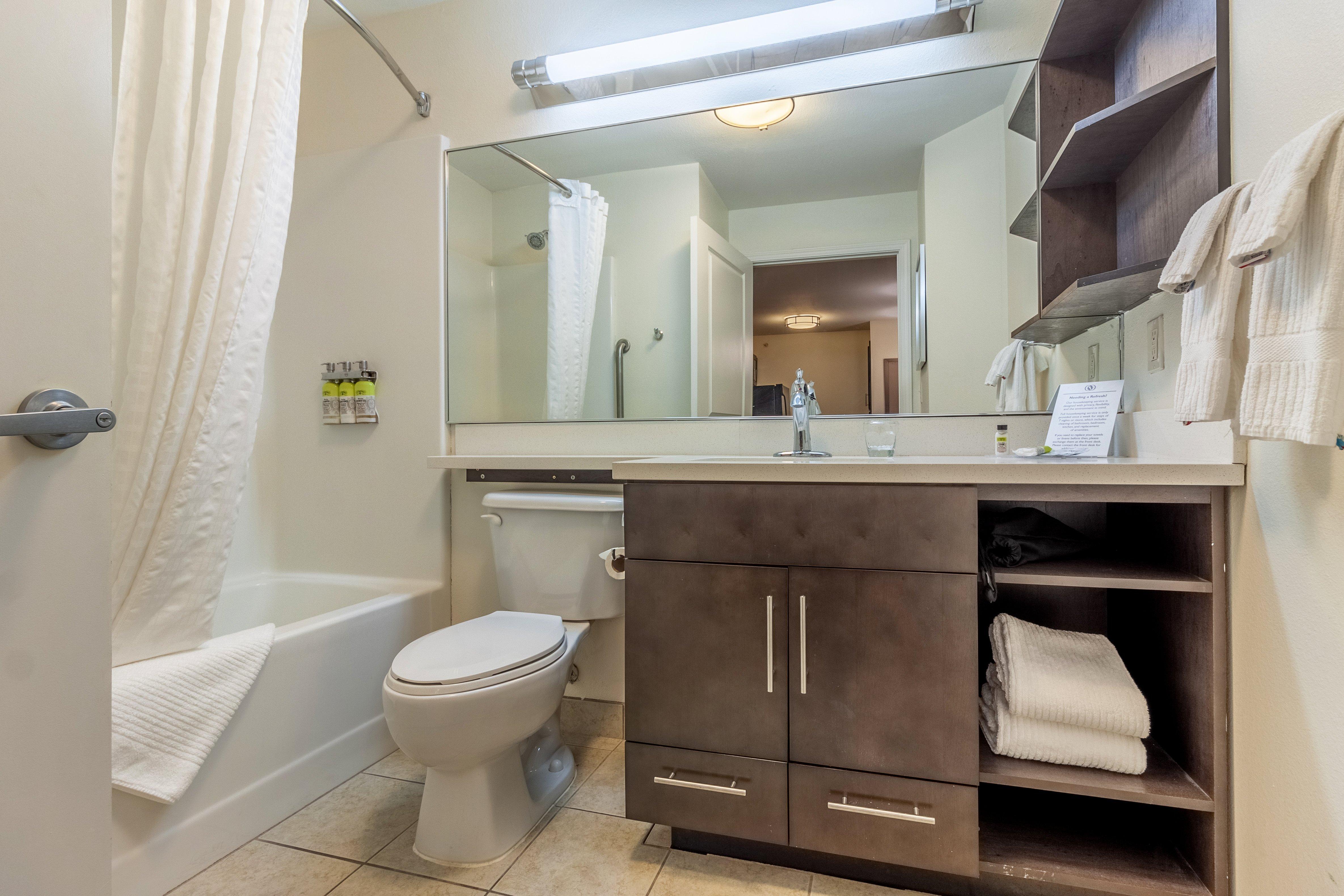 Candlewood Suites Lincoln By Ihg Exterior foto