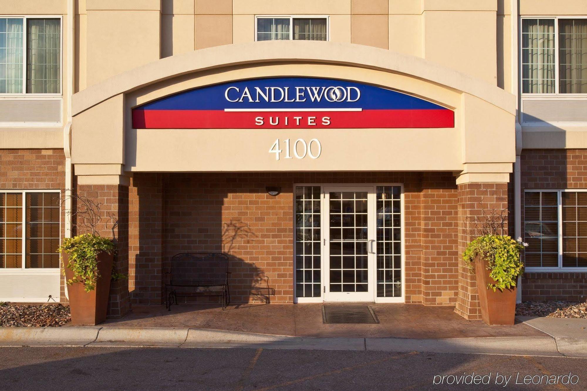 Candlewood Suites Lincoln By Ihg Exterior foto