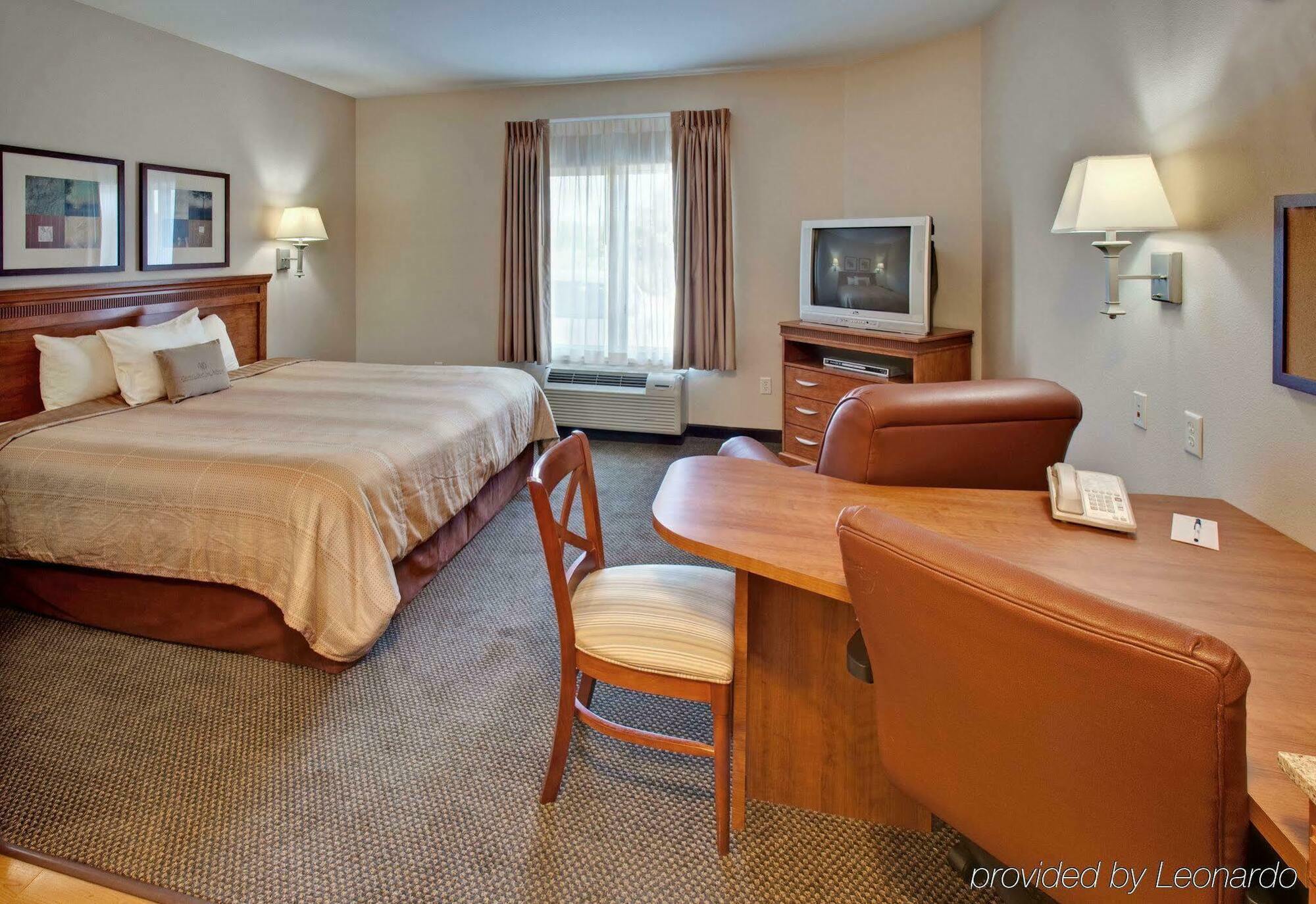 Candlewood Suites Lincoln By Ihg Exterior foto